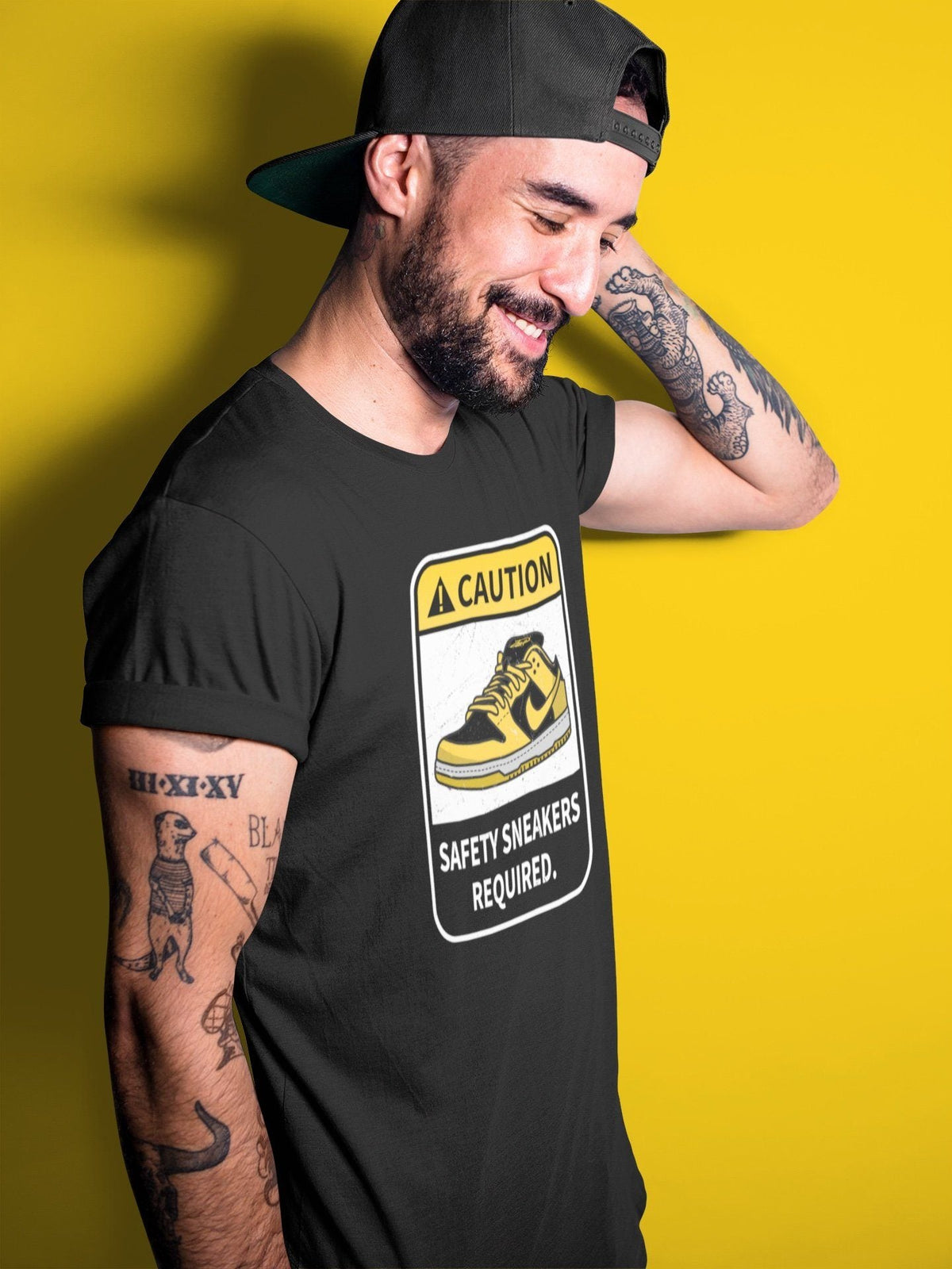 Dunk Championship Goldenrod Sneaker Match Tees Caution Sneaker Tees Dunk Championship Goldenrod Jordan to match sneaker T-Shirt Crew Neck Shirts