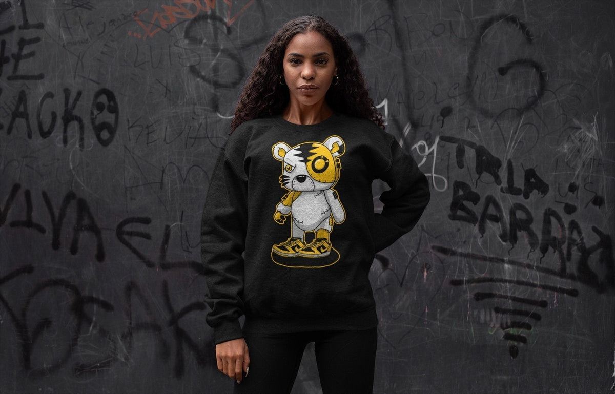 Dunk Championship Goldenrod Sneaker Match Tees Cyborg Tiger Sneaker Tees Dunk Championship Goldenrod Jordan to match sneaker T-Shirt Crew Neck Shirts