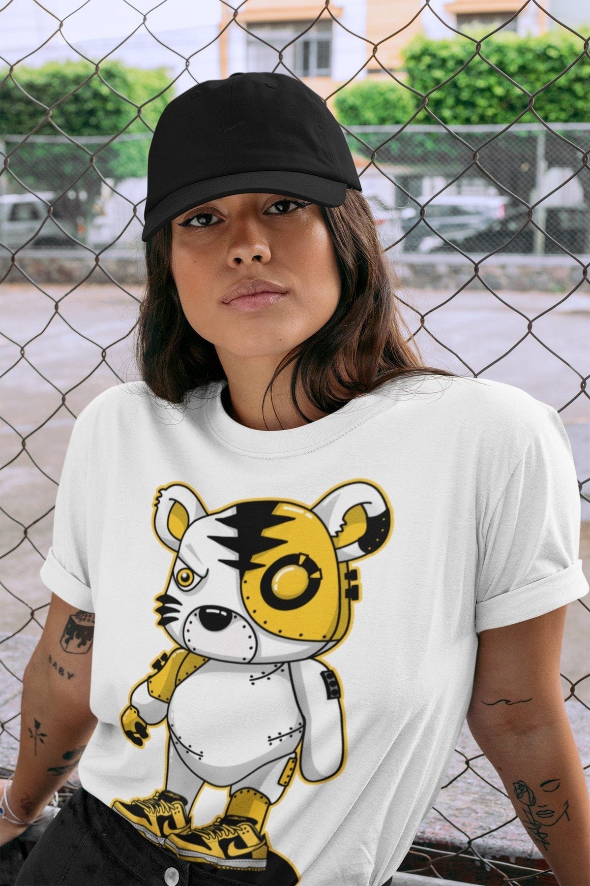 Dunk Championship Goldenrod Sneaker Match Tees Cyborg Tiger Sneaker Tees Dunk Championship Goldenrod Jordan to match sneaker T-Shirt Crew Neck Shirts